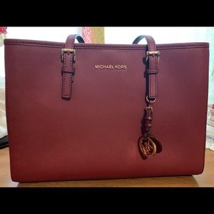 Michael Kors puede AUTHENTIC